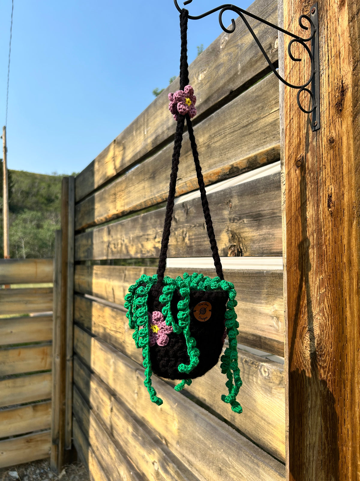 Crochet Hanging Plant - Medium